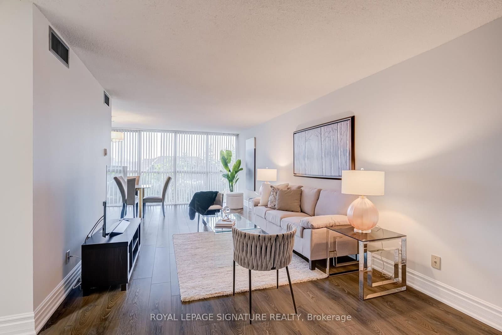 880 Dundas Street W, Unit 405 thumbnail 9