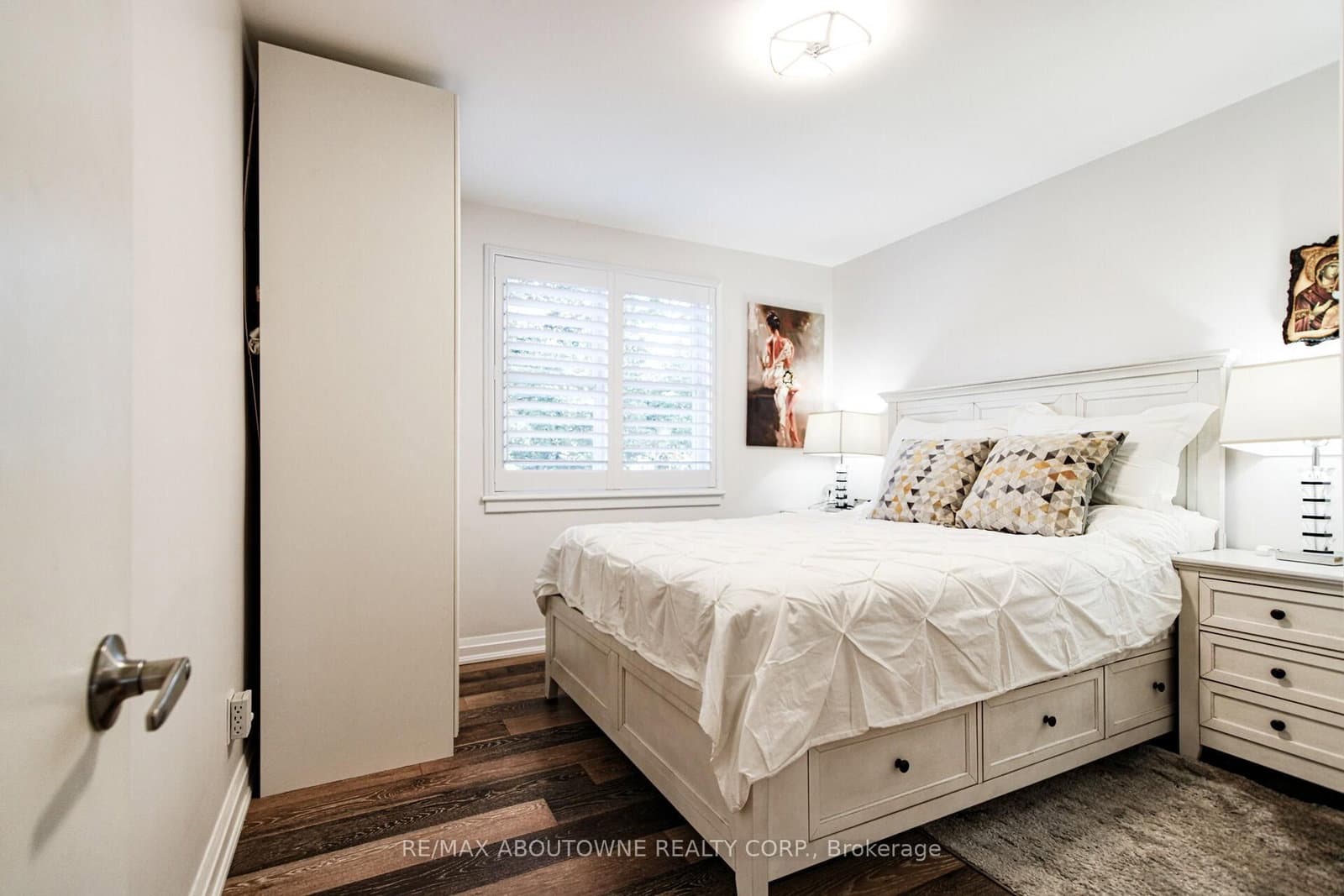 2105 Maplewood Drive thumbnail 25