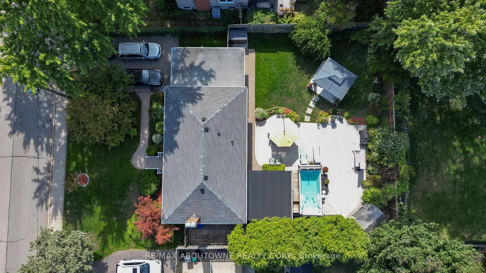 2105 Maplewood Drive thumbnail 5