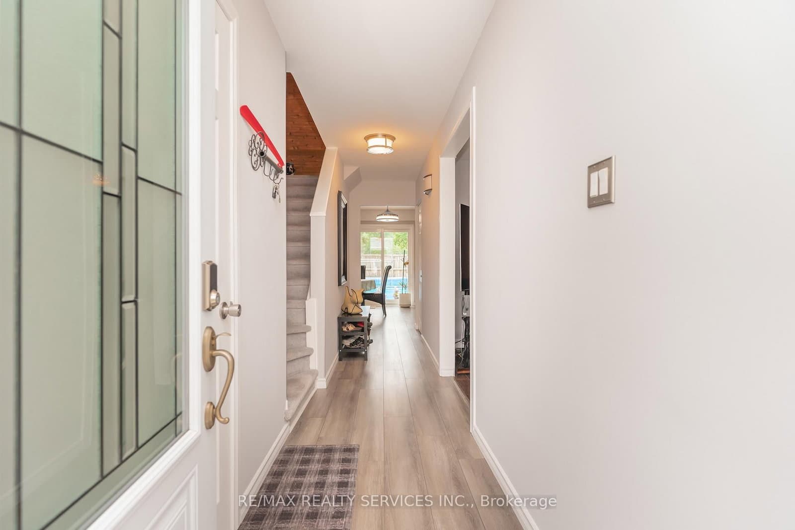 6 Lauderdale Road thumbnail 4