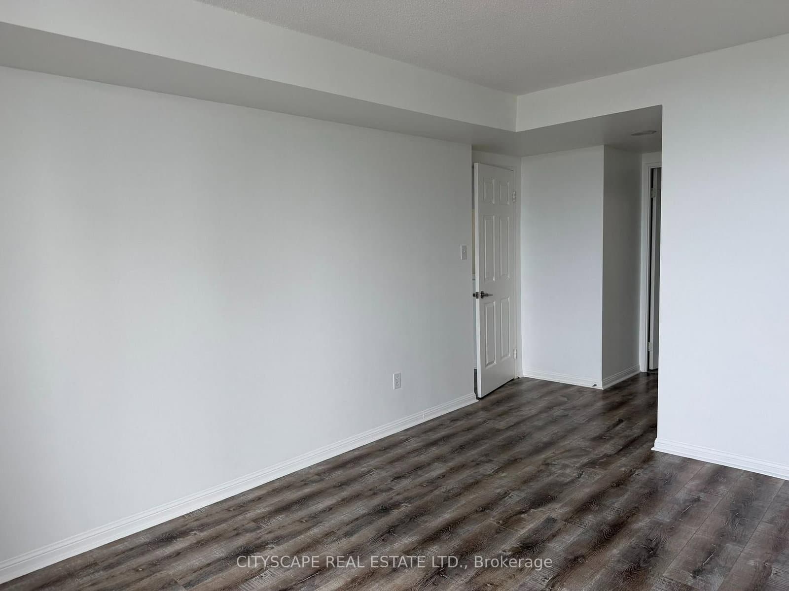 101 Subway Crescent, Unit 1906 thumbnail 10
