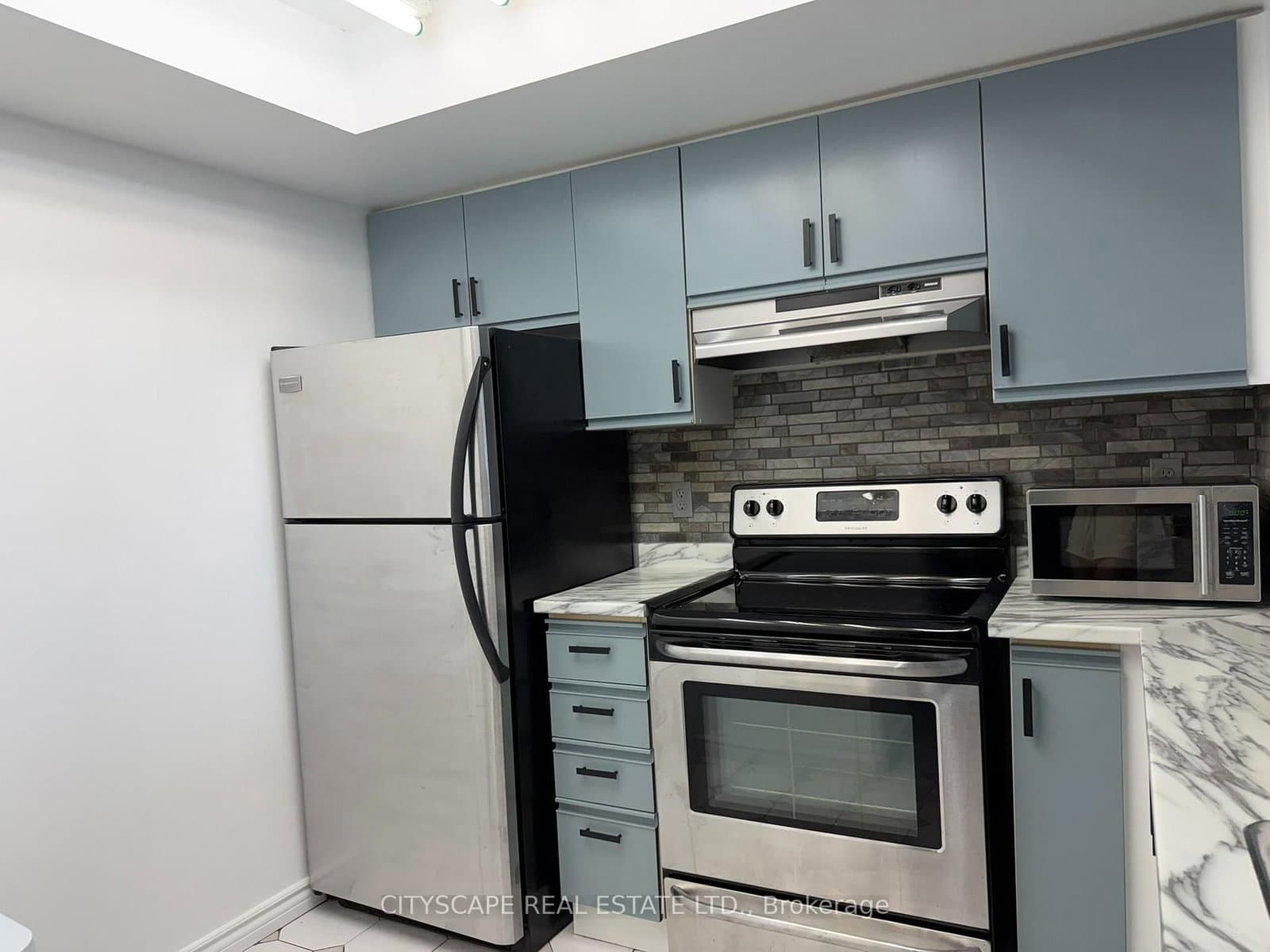 101 Subway Crescent, Unit 1906 thumbnail 14