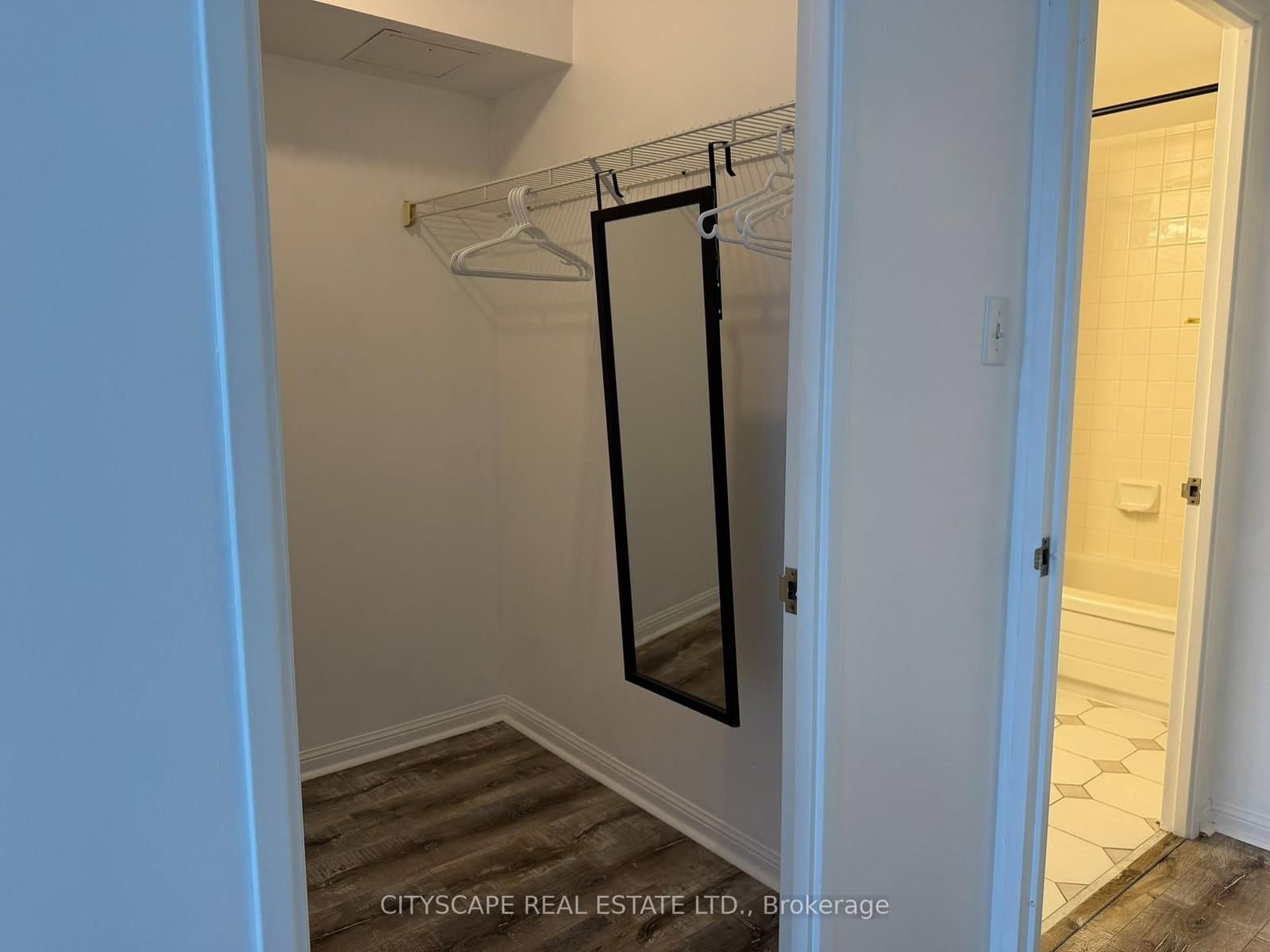 101 Subway Crescent, Unit 1906 thumbnail 25
