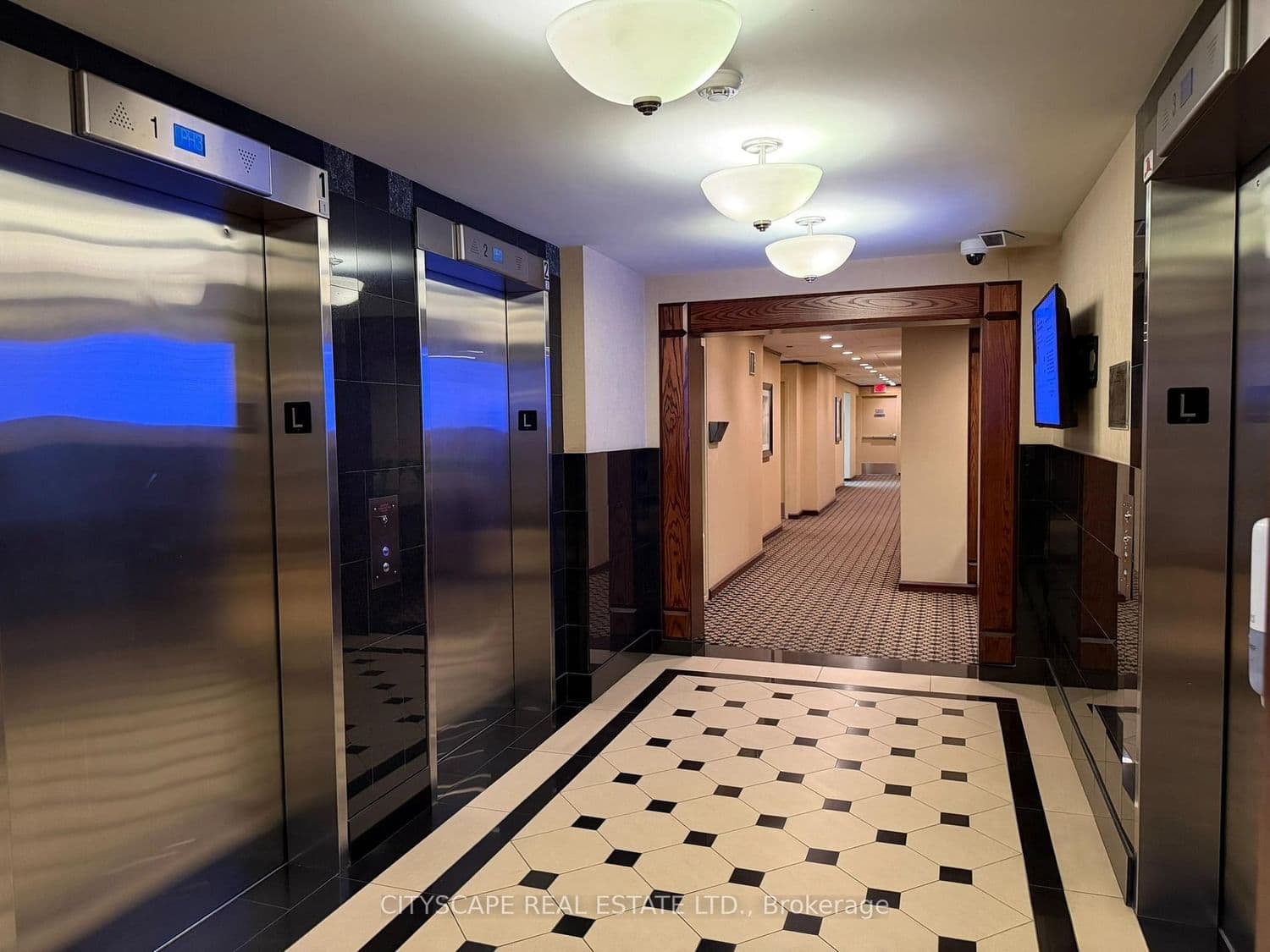 101 Subway Crescent, Unit 1906 thumbnail 4