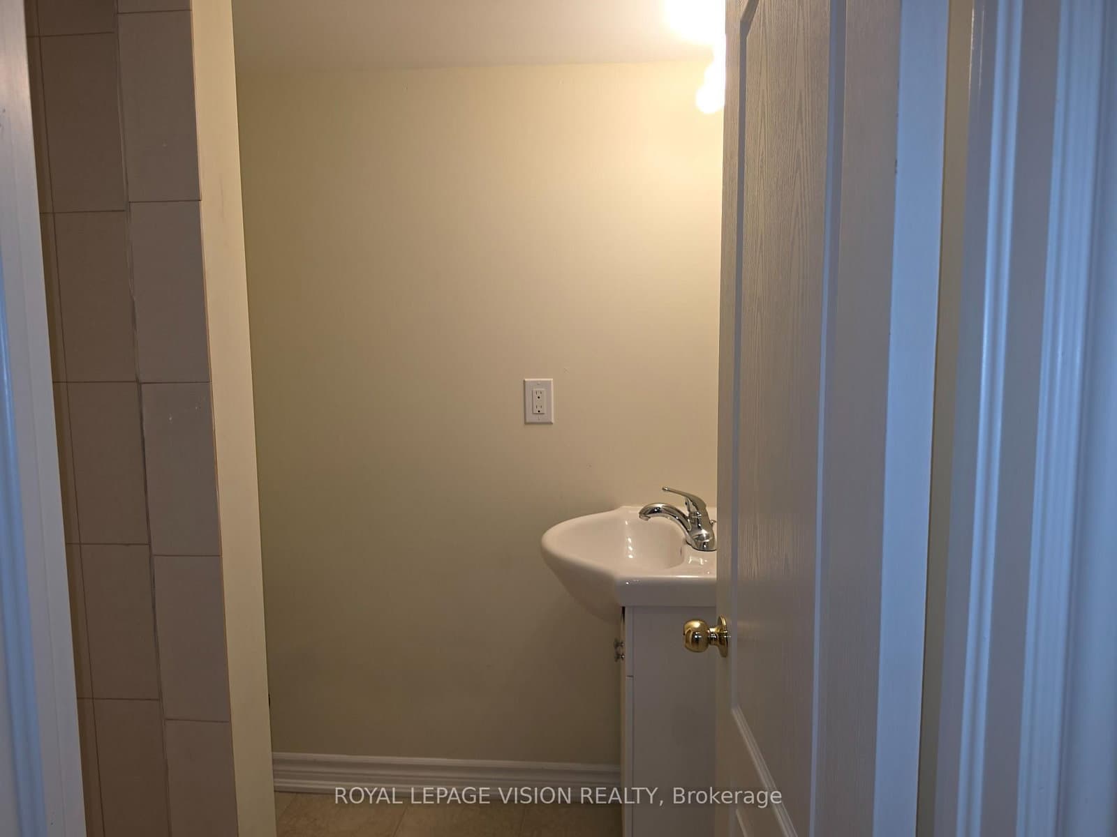 5559 Bonnie Street thumbnail 33