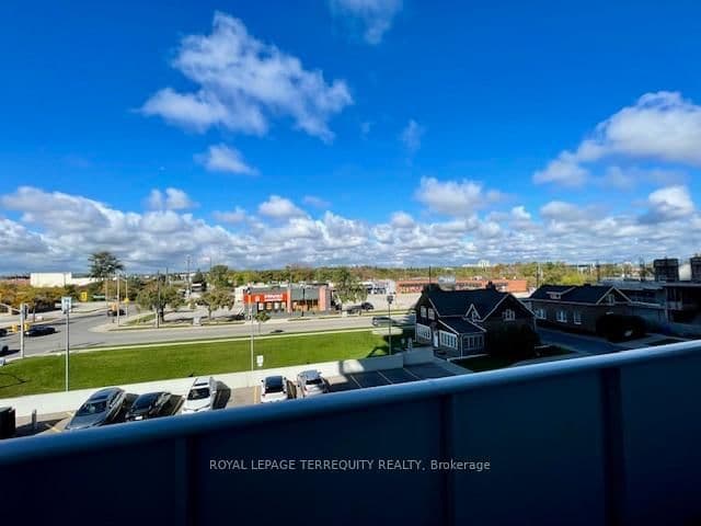 65 Speers Road, Unit 323 thumbnail 23