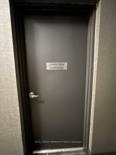 65 Speers Road, Unit 323 thumbnail 25