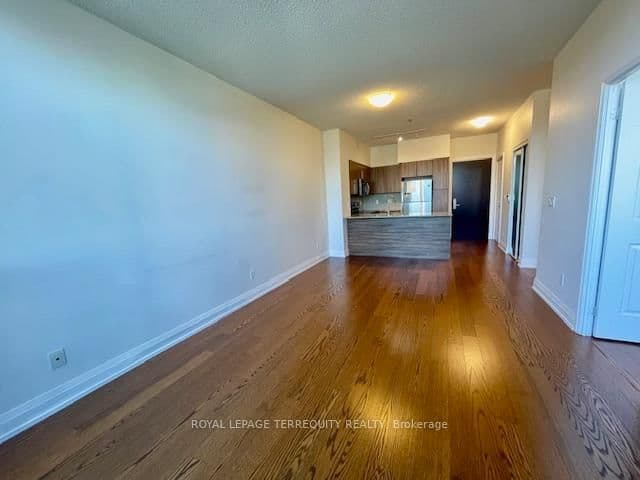 65 Speers Road, Unit 323 thumbnail 3
