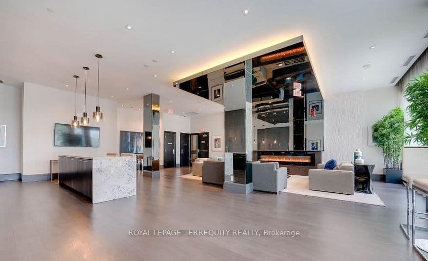 65 Speers Road, Unit 323 thumbnail 33