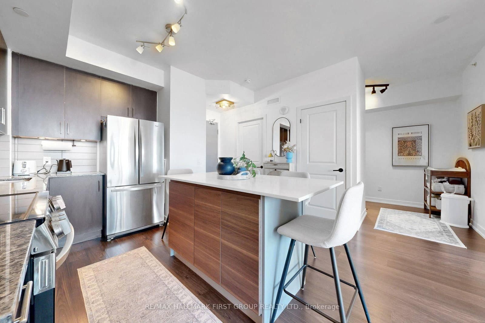8 Fieldway Road, Unit 505 thumbnail 12