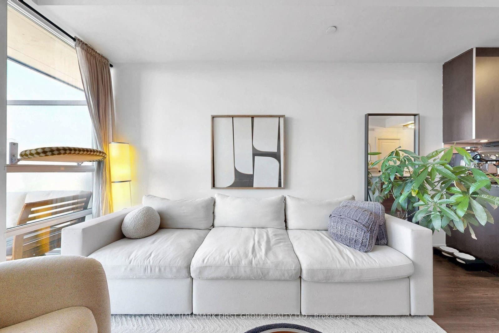 8 Fieldway Road, Unit 505 thumbnail 17