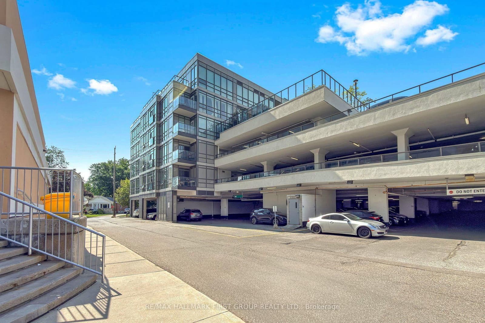 8 Fieldway Road, Unit 505 thumbnail 32