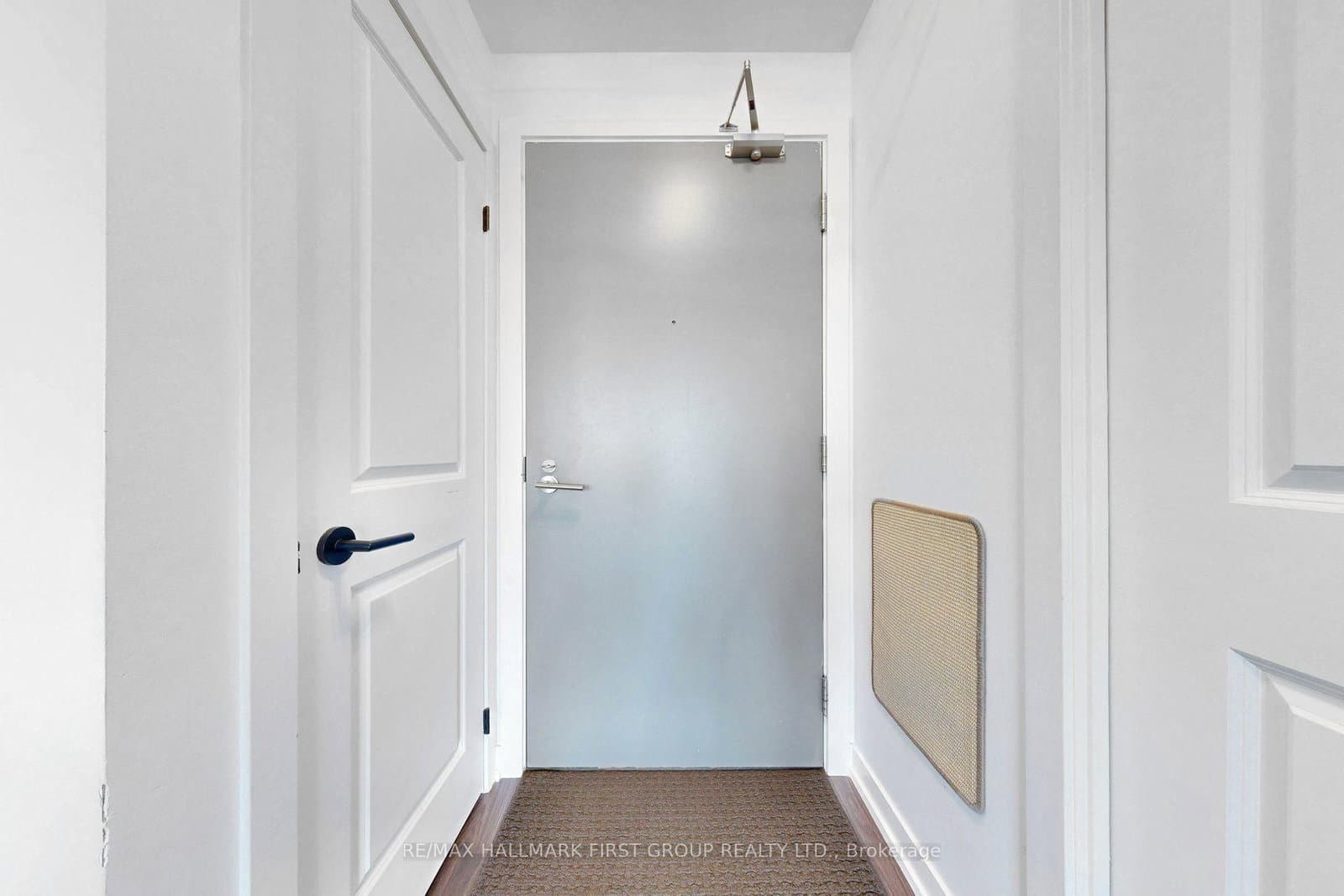 8 Fieldway Road, Unit 505 thumbnail 5