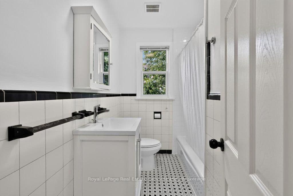 79 Kingswood Road, Unit Main thumbnail 14