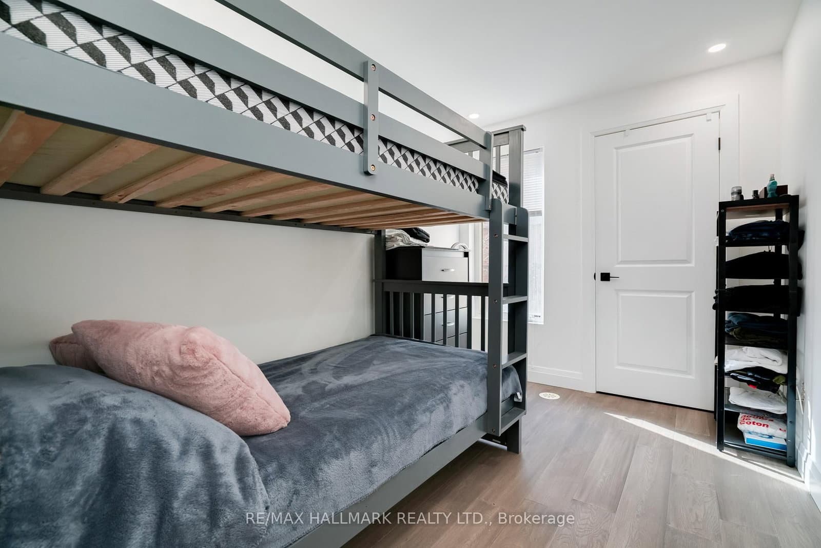 11 Foundry Avenue, Unit 129 thumbnail 14