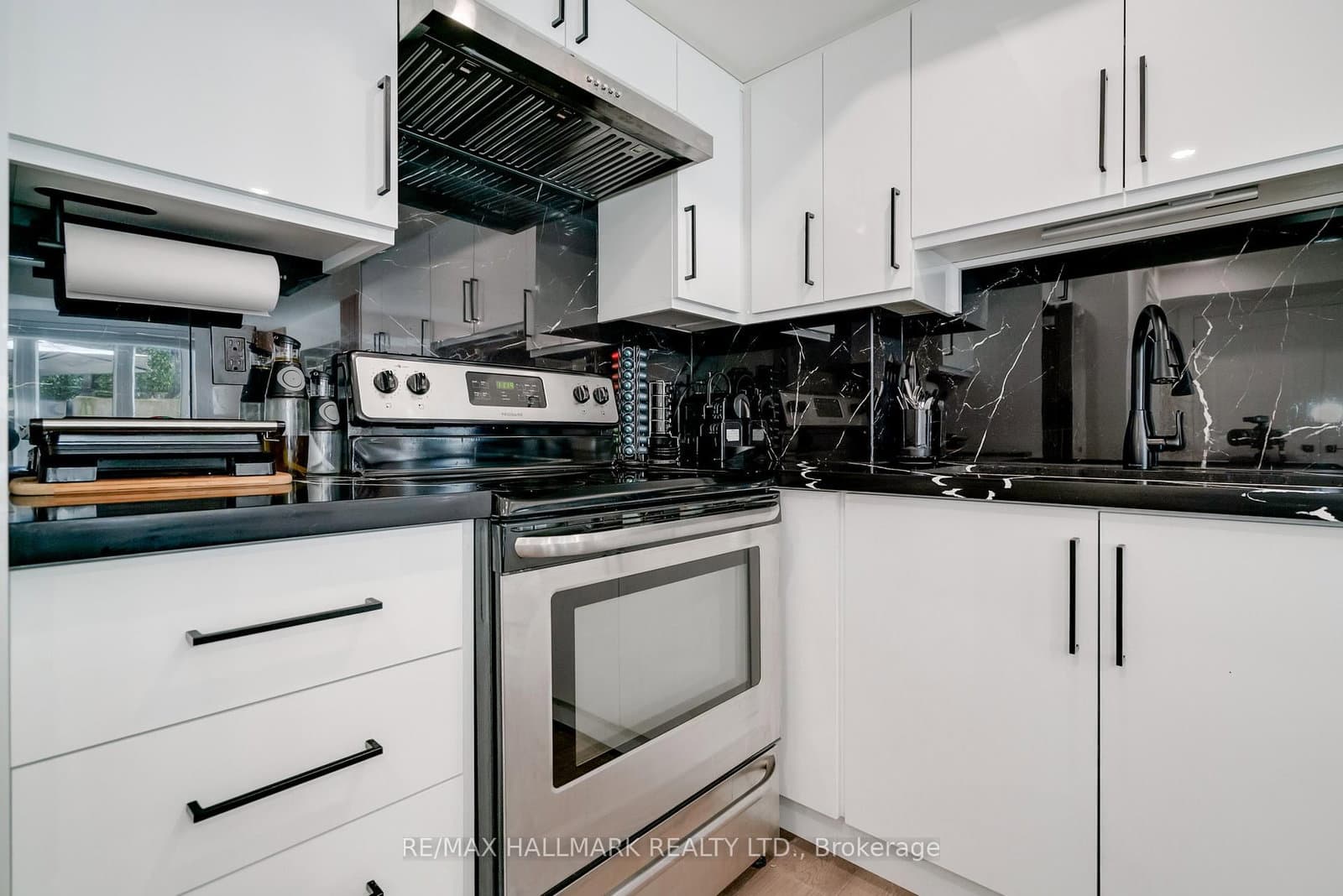 11 Foundry Avenue, Unit 129 thumbnail 7
