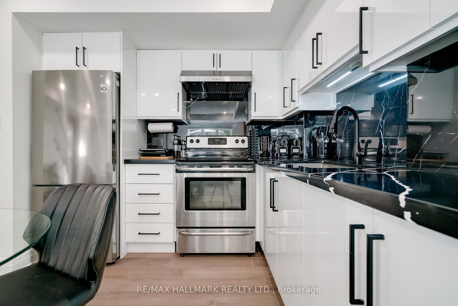 11 Foundry Avenue, Unit 129 thumbnail 8