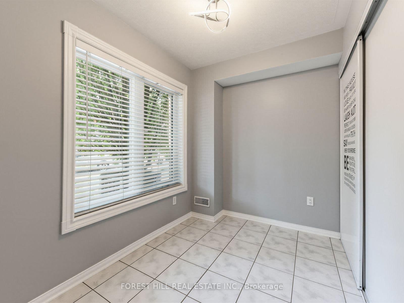 37 Birdstone Crescent thumbnail 7