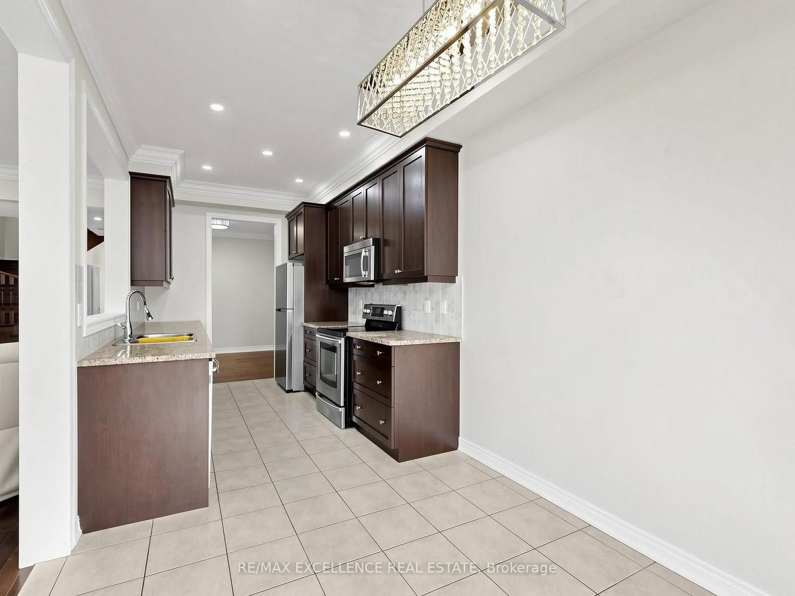 61 Campwood Crescent thumbnail 19