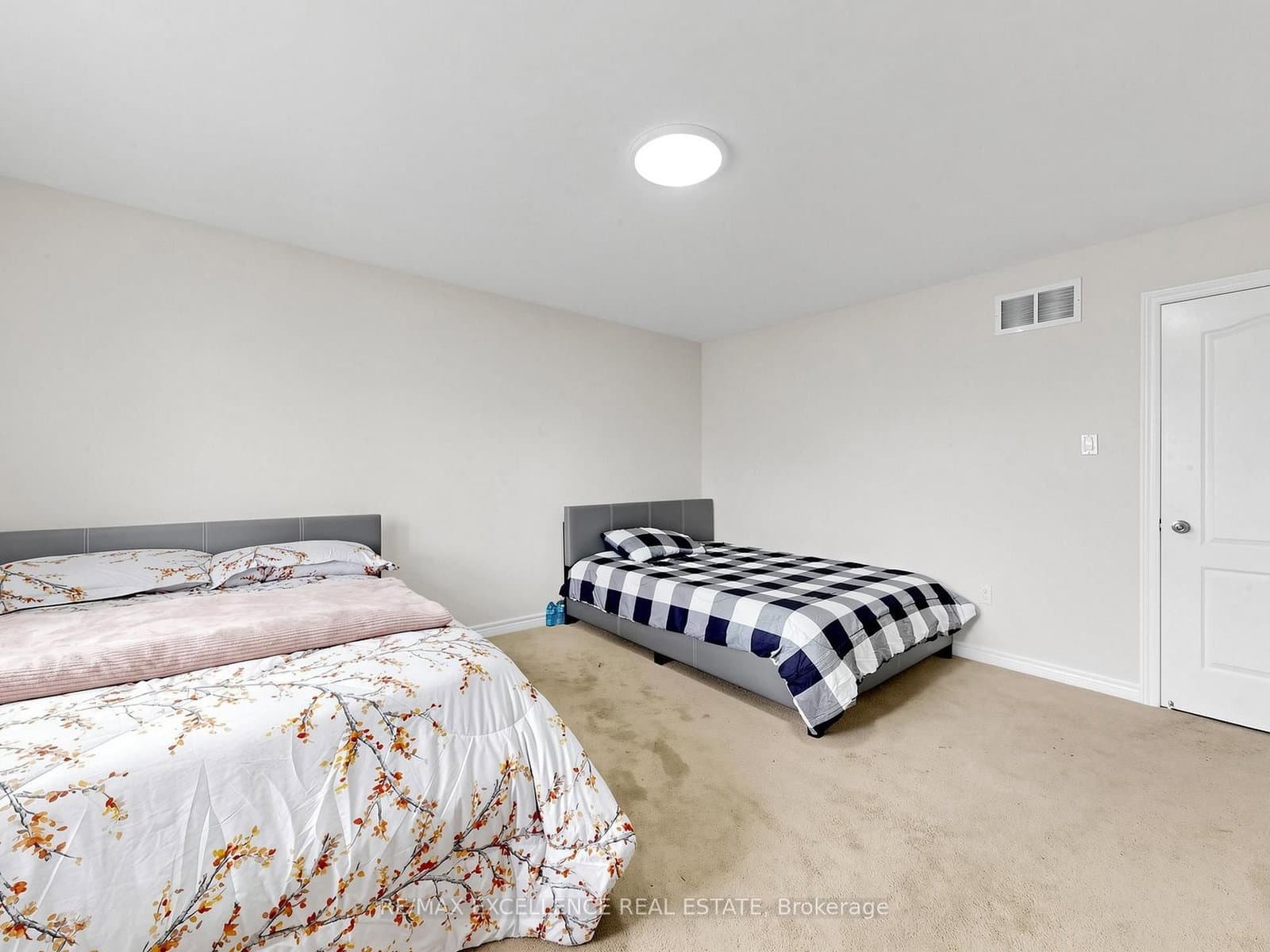 61 Campwood Crescent thumbnail 25