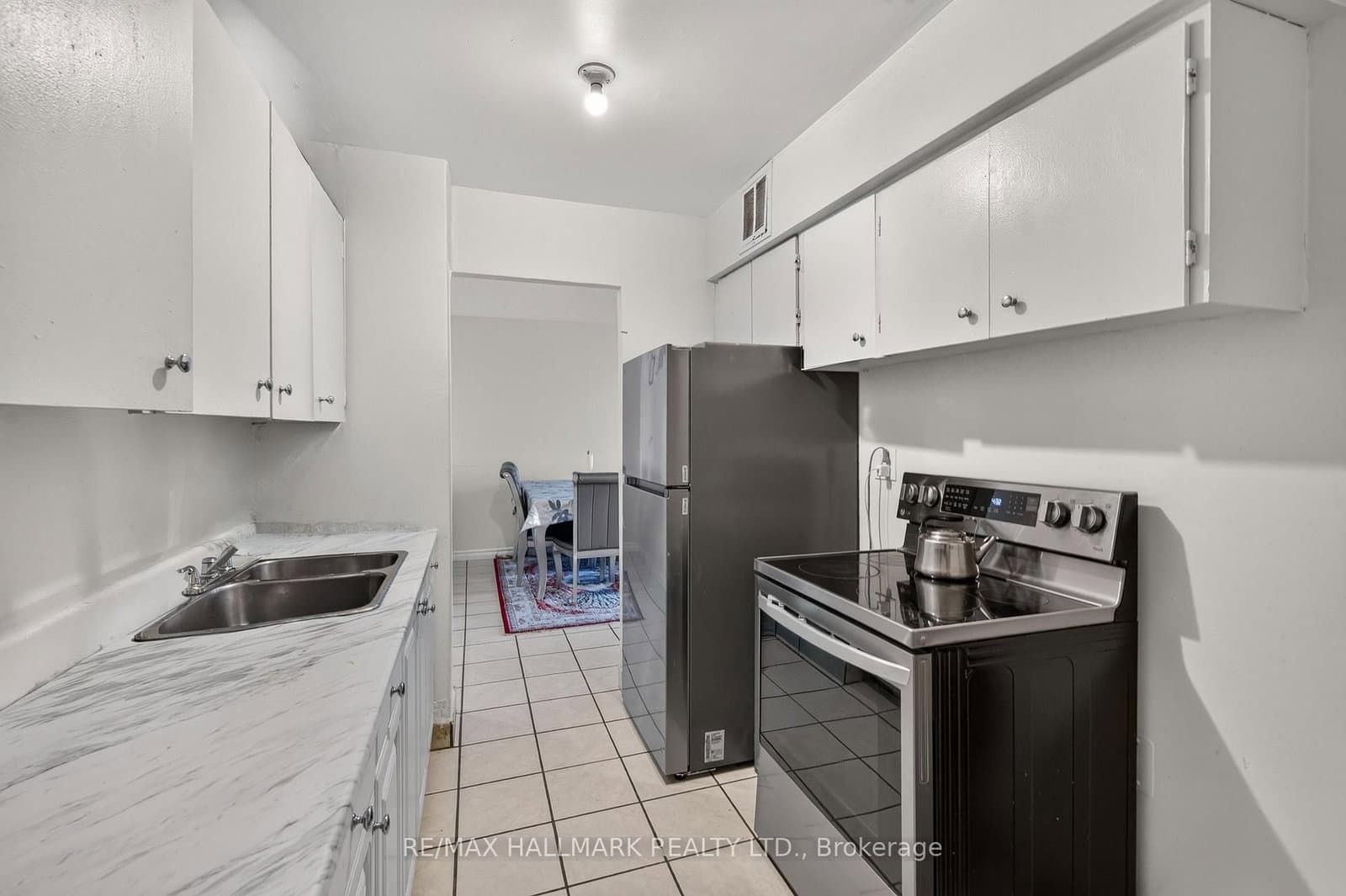 370 Dixon Road, Unit 912 thumbnail 12