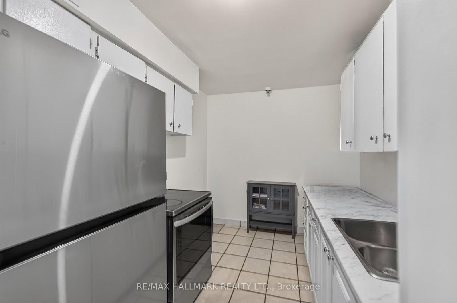 370 Dixon Road, Unit 912 thumbnail 15
