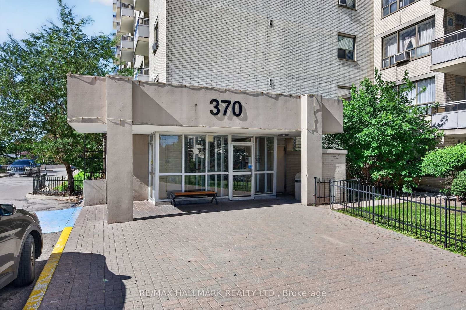 370 Dixon Road, Unit 912 thumbnail 3