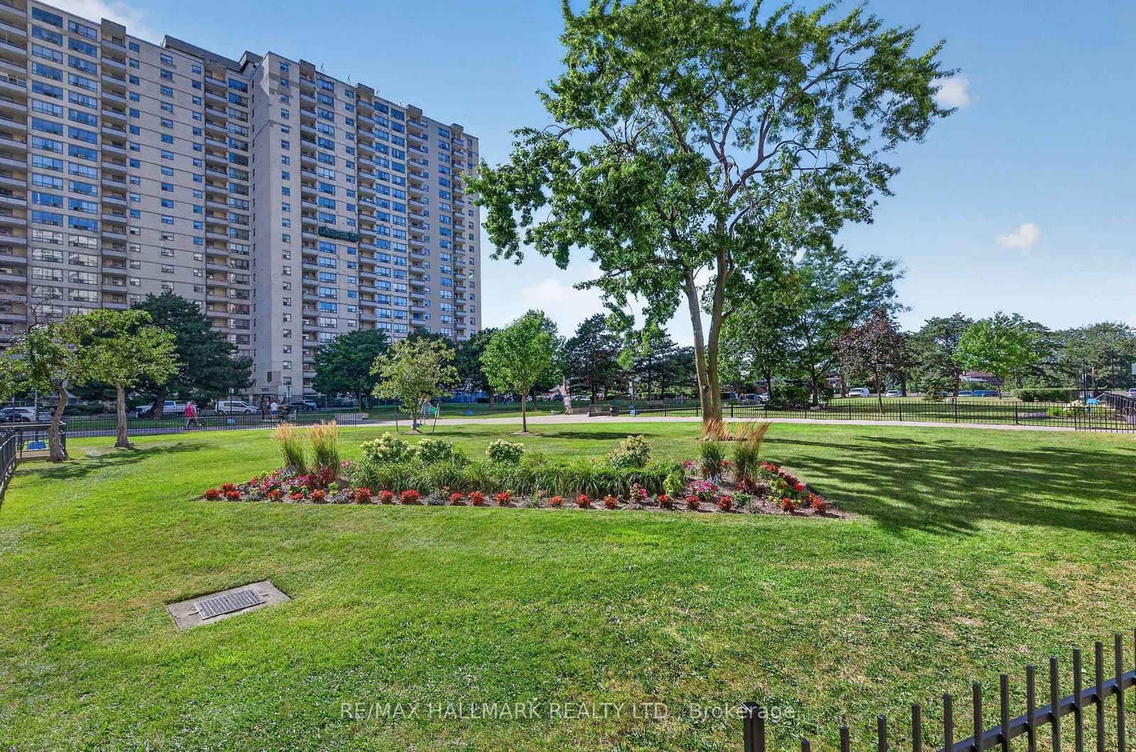 370 Dixon Road, Unit 912 thumbnail 33