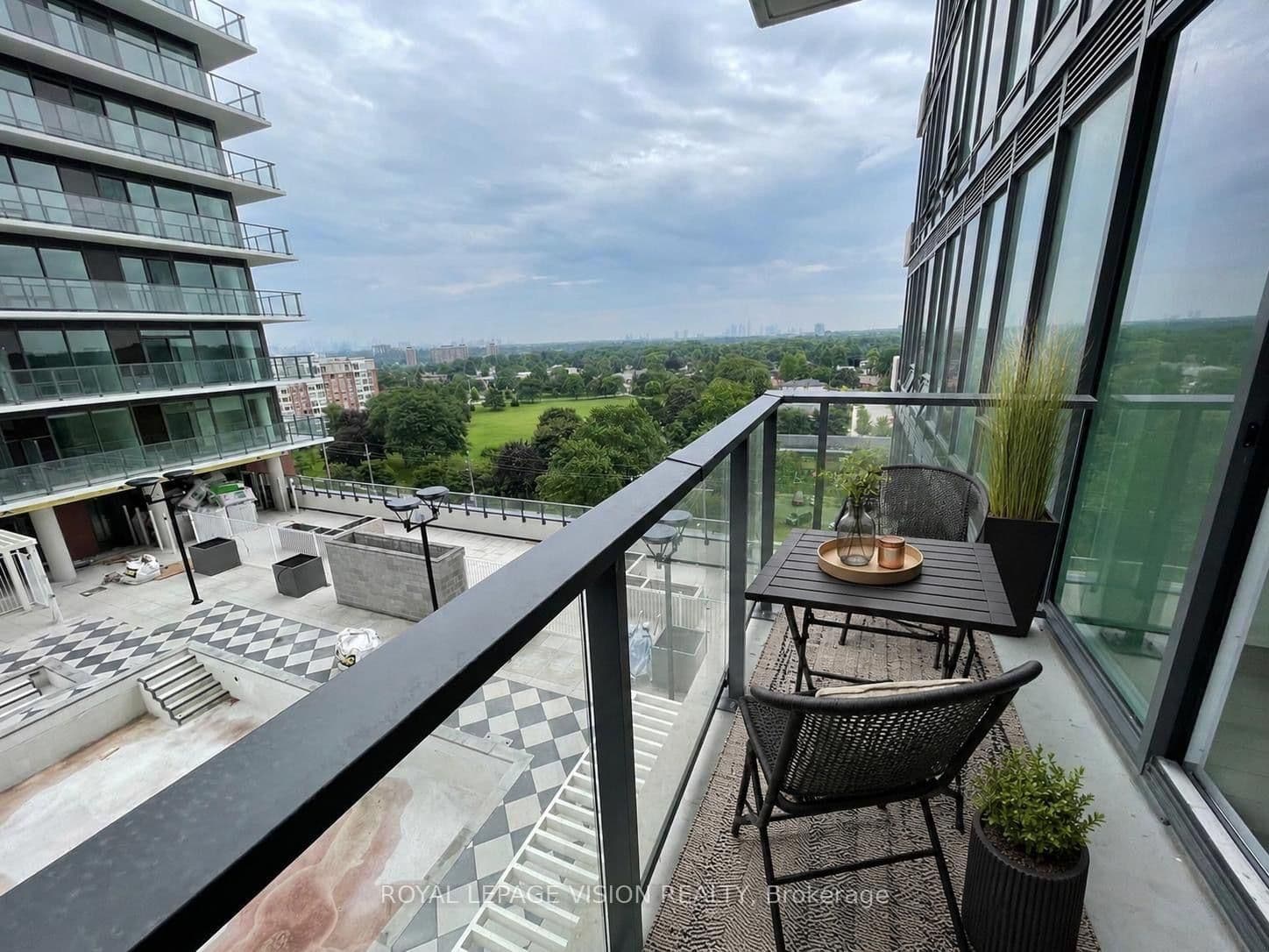#907 - 4010 Eglinton Avenue W