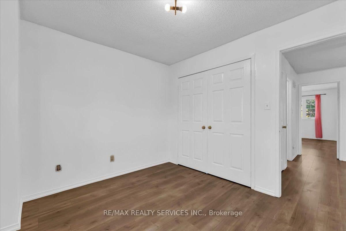 162 Major William Sharpe Drive thumbnail 20