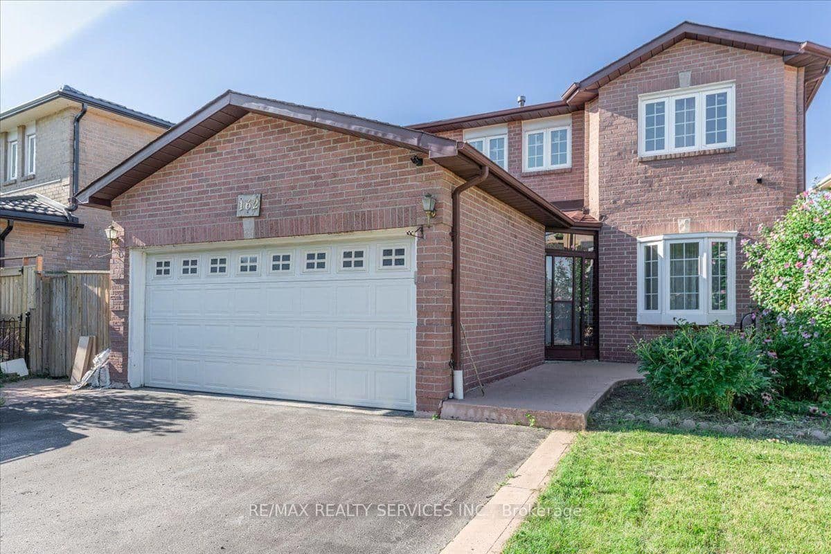 162 Major William Sharpe Drive thumbnail 5