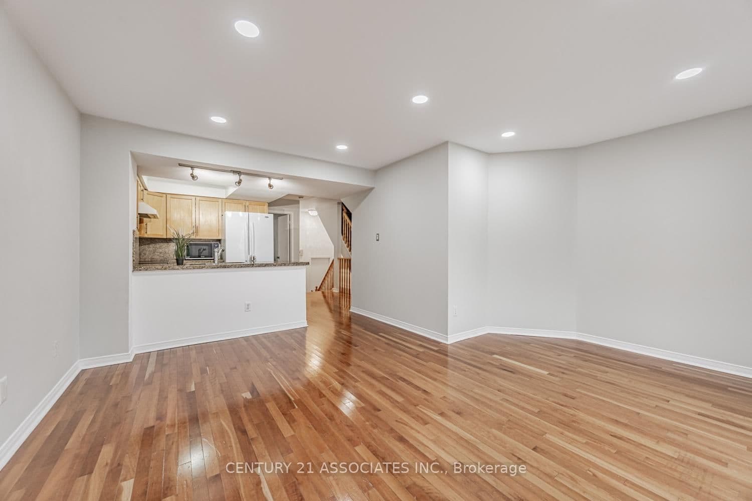 60 Barondale Drive, Unit 256 thumbnail 14