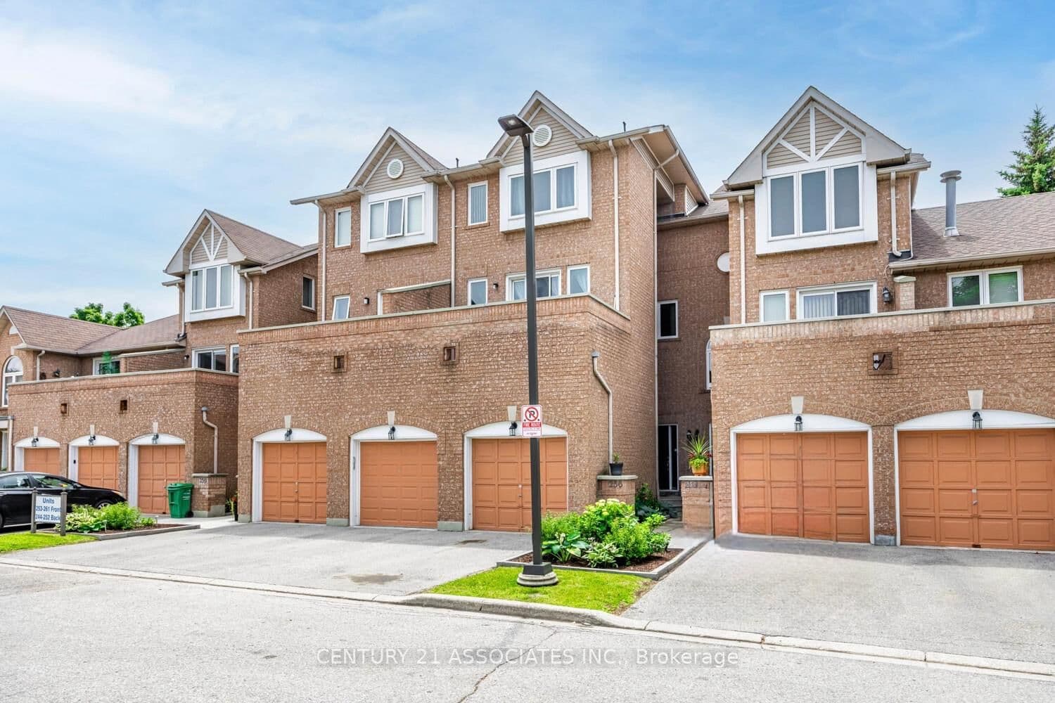60 Barondale Drive, Unit 256 thumbnail 2