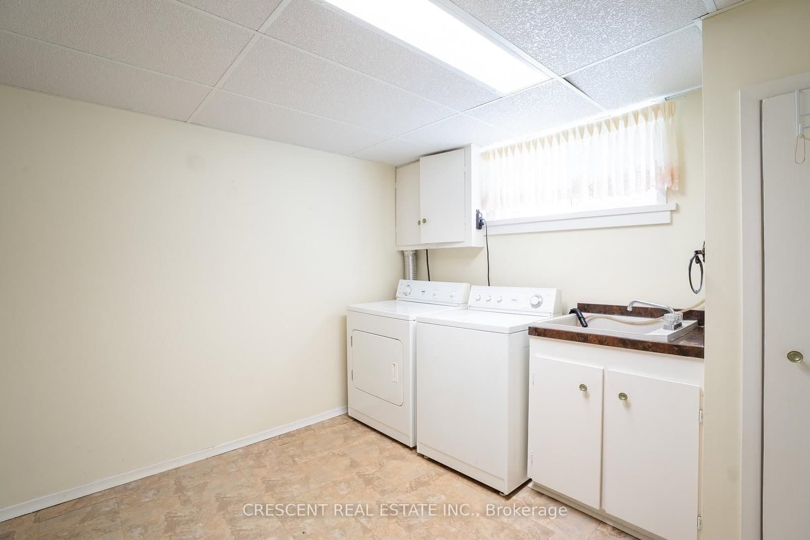 14 Claymore Drive, Unit LOWER thumbnail 10