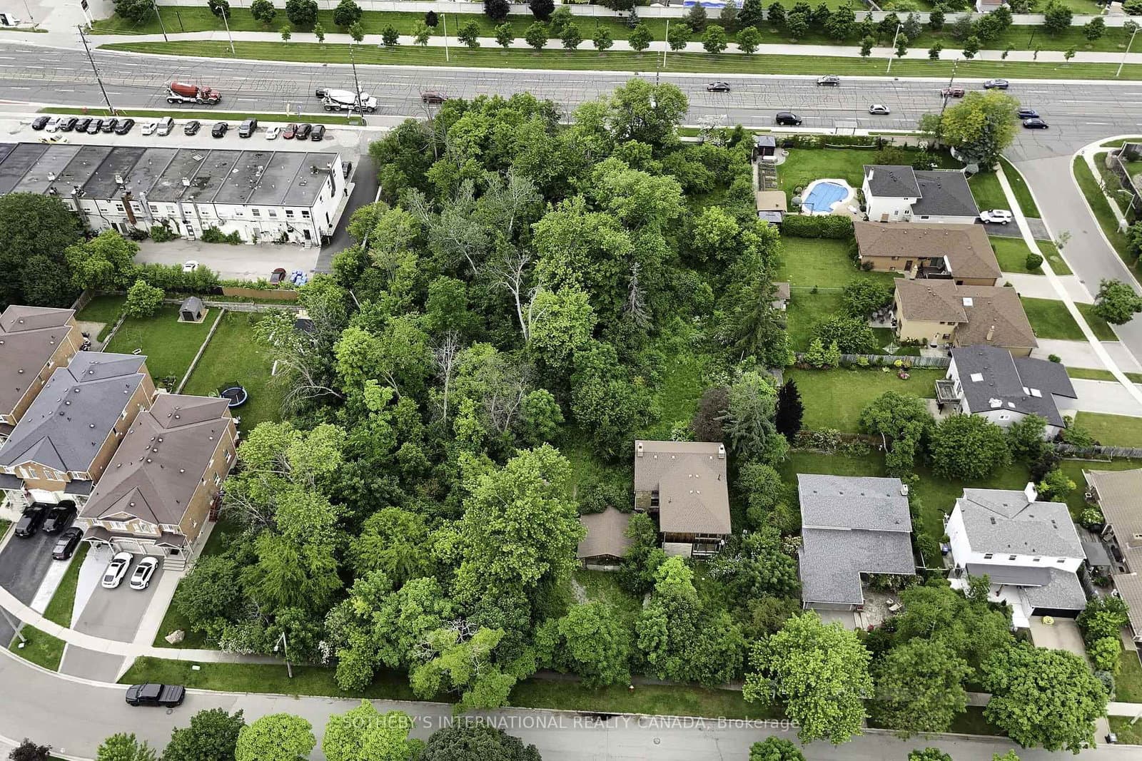 1050 BURNHAMTHORPE Road E thumbnail 7