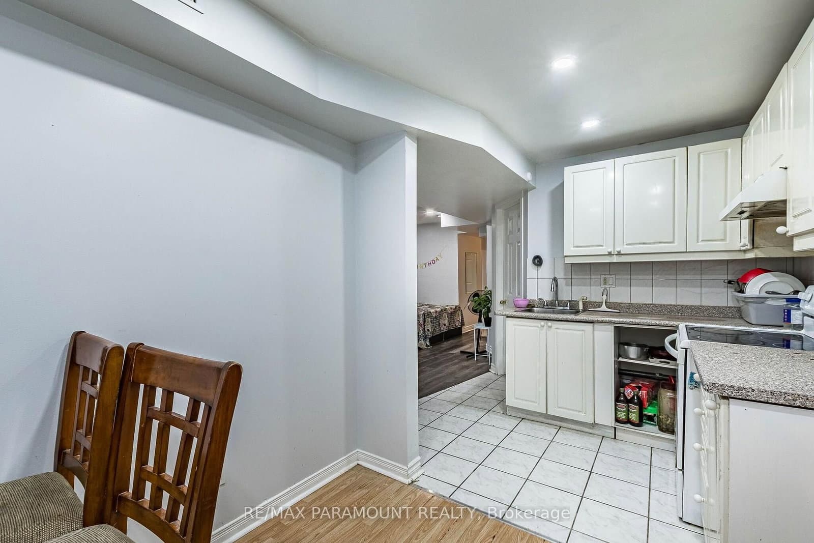 22 Checkerberry Crescent thumbnail 37