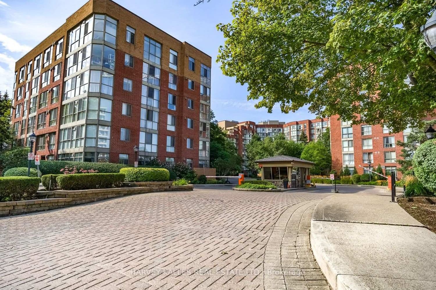 20 Southport Street, Unit 521 thumbnail 2