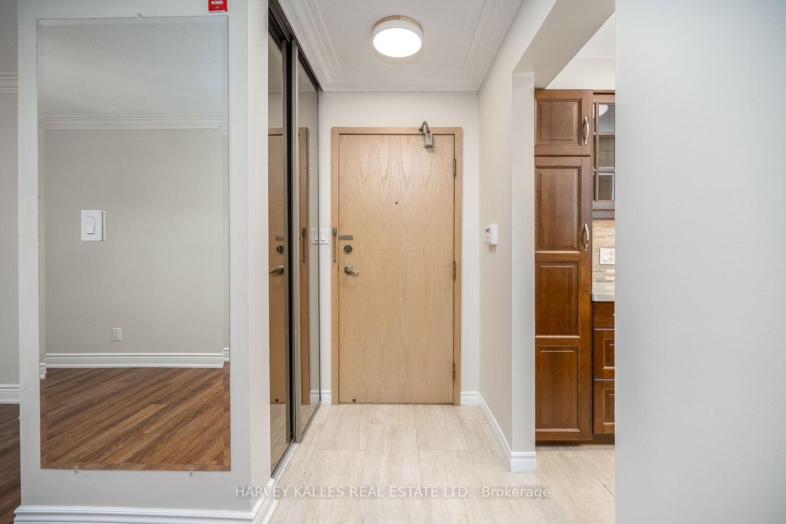 20 Southport Street, Unit 521 thumbnail 20