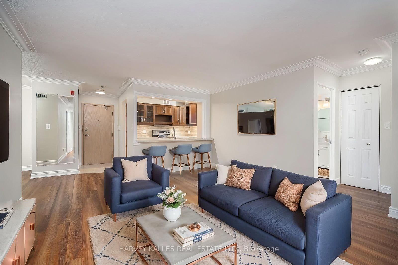 20 Southport Street, Unit 521 thumbnail 6