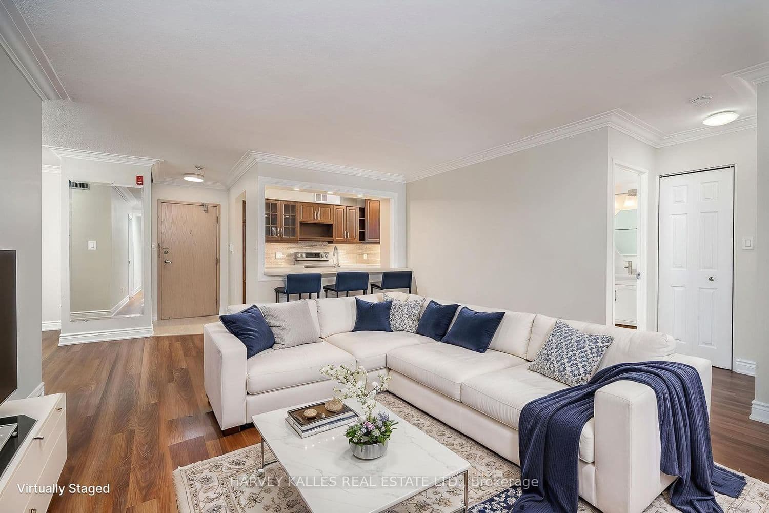 20 Southport Street, Unit 521 thumbnail 8