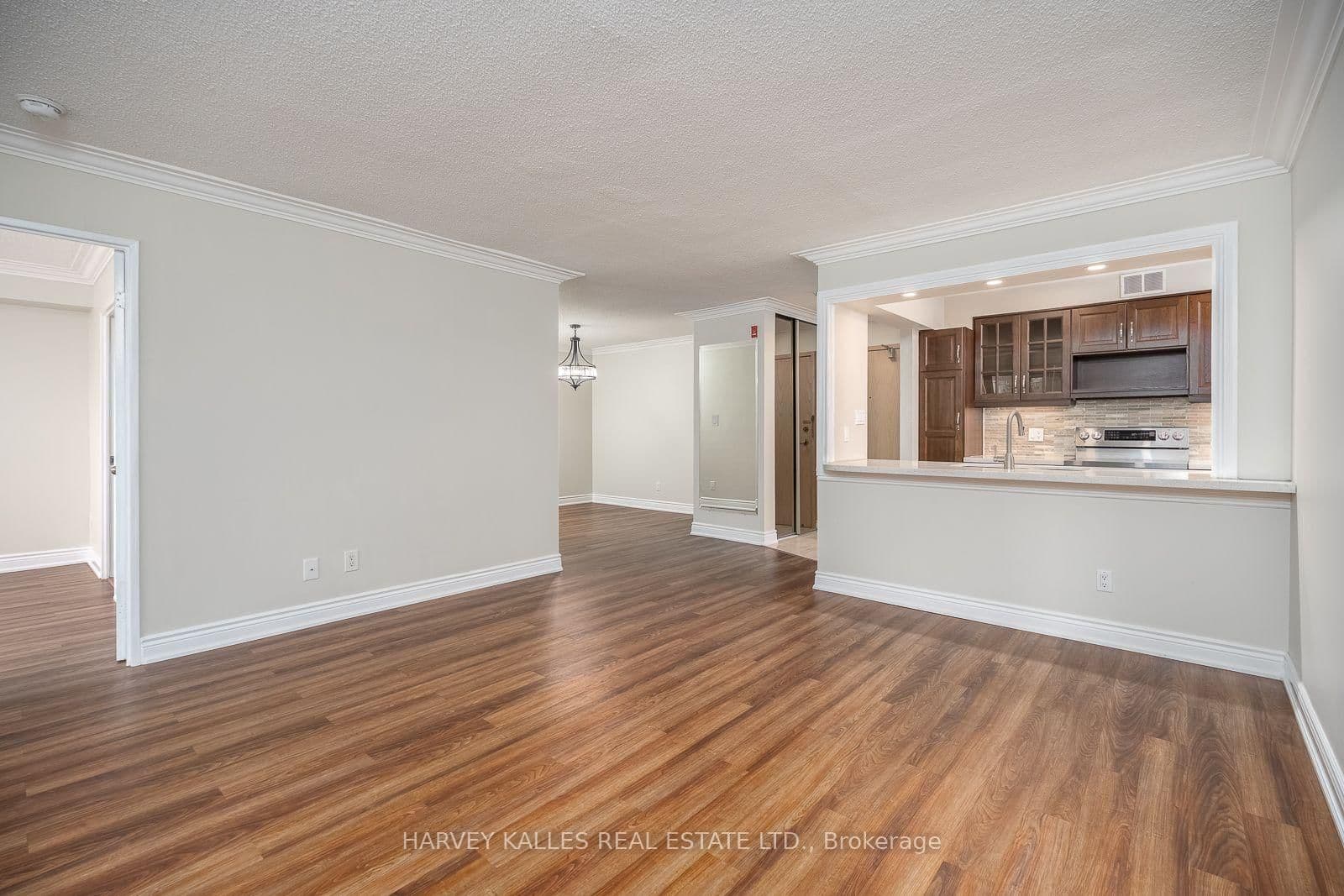 20 Southport Street, Unit 521 thumbnail 9