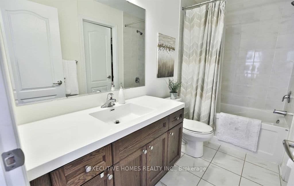 288 Reis Place thumbnail 9