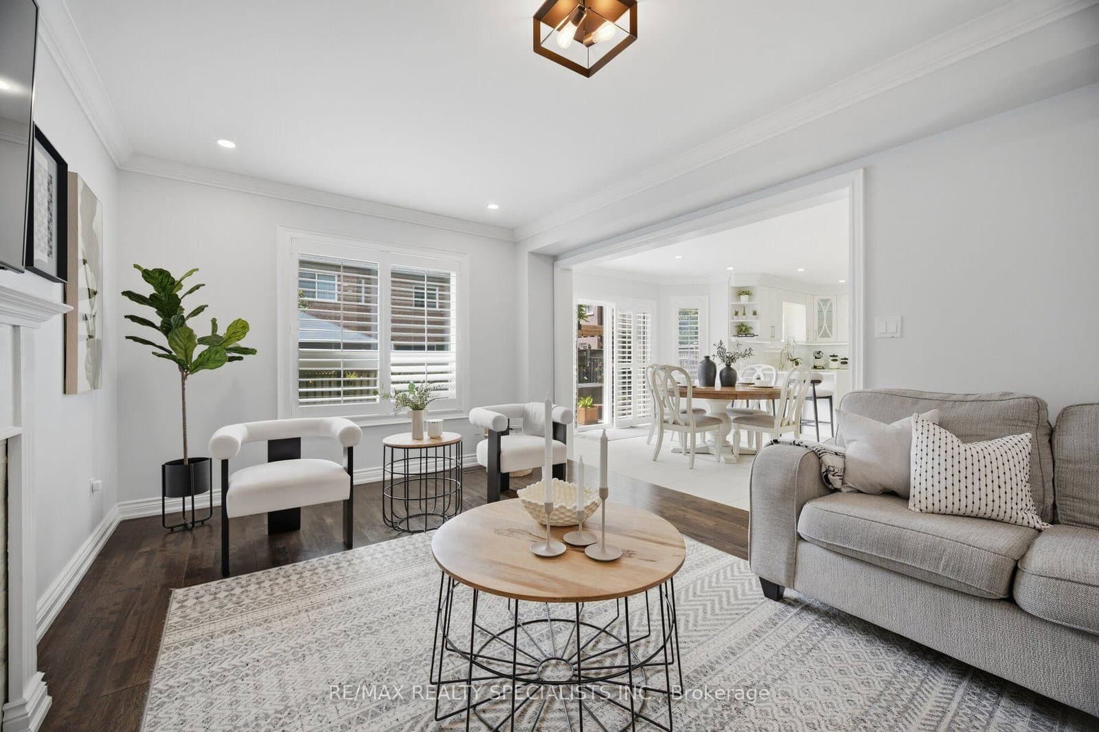 2150 Jardine Crescent thumbnail 12