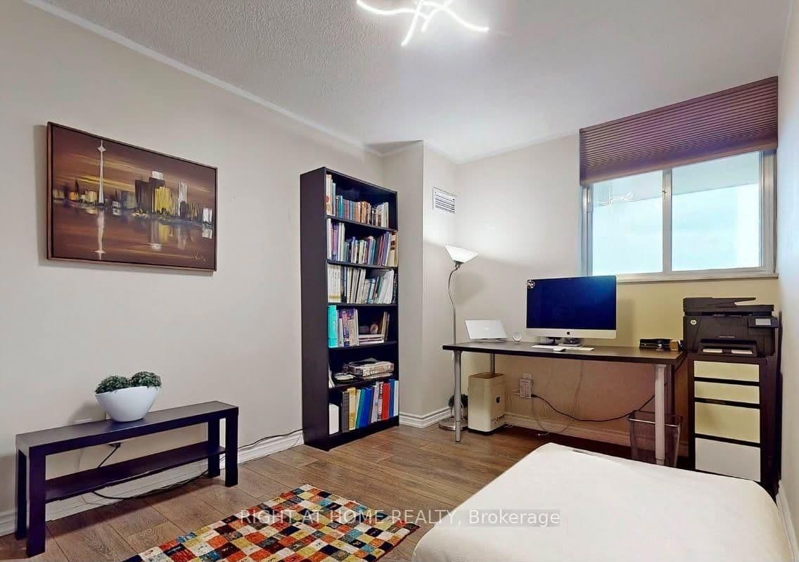 820 Burnhamthorpe Road, Unit 1102 thumbnail 14