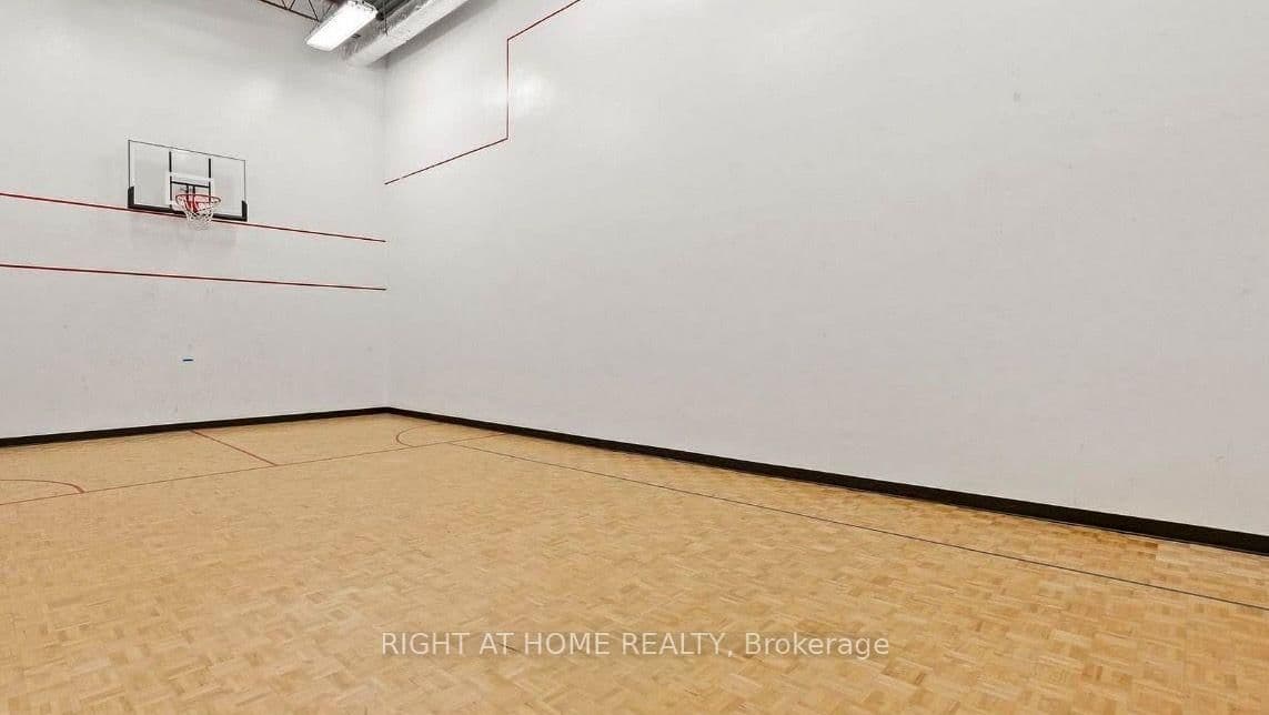 820 Burnhamthorpe Road, Unit 1102 thumbnail 24