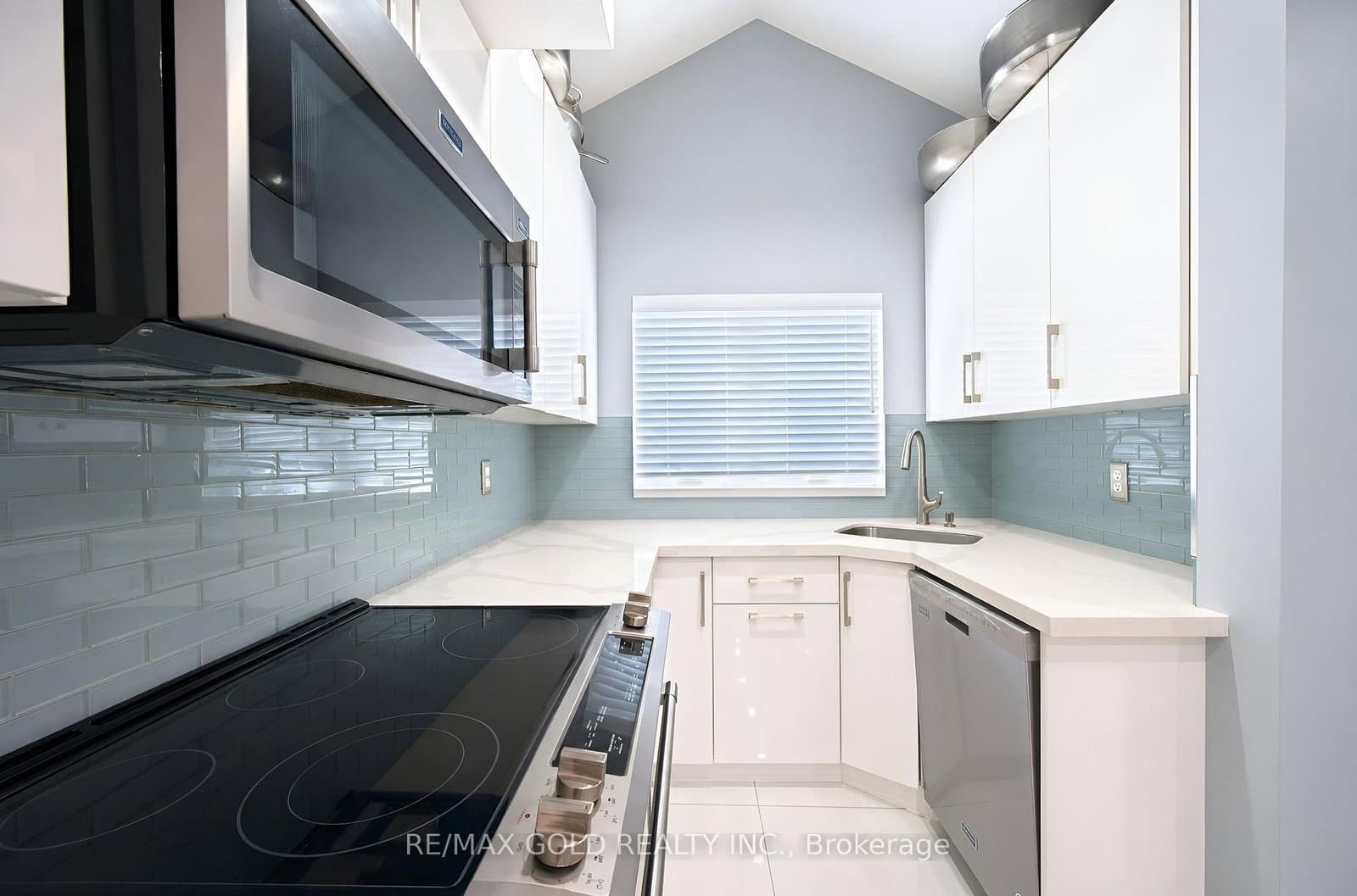 80 Strathaven Drive, Unit 53 thumbnail 9