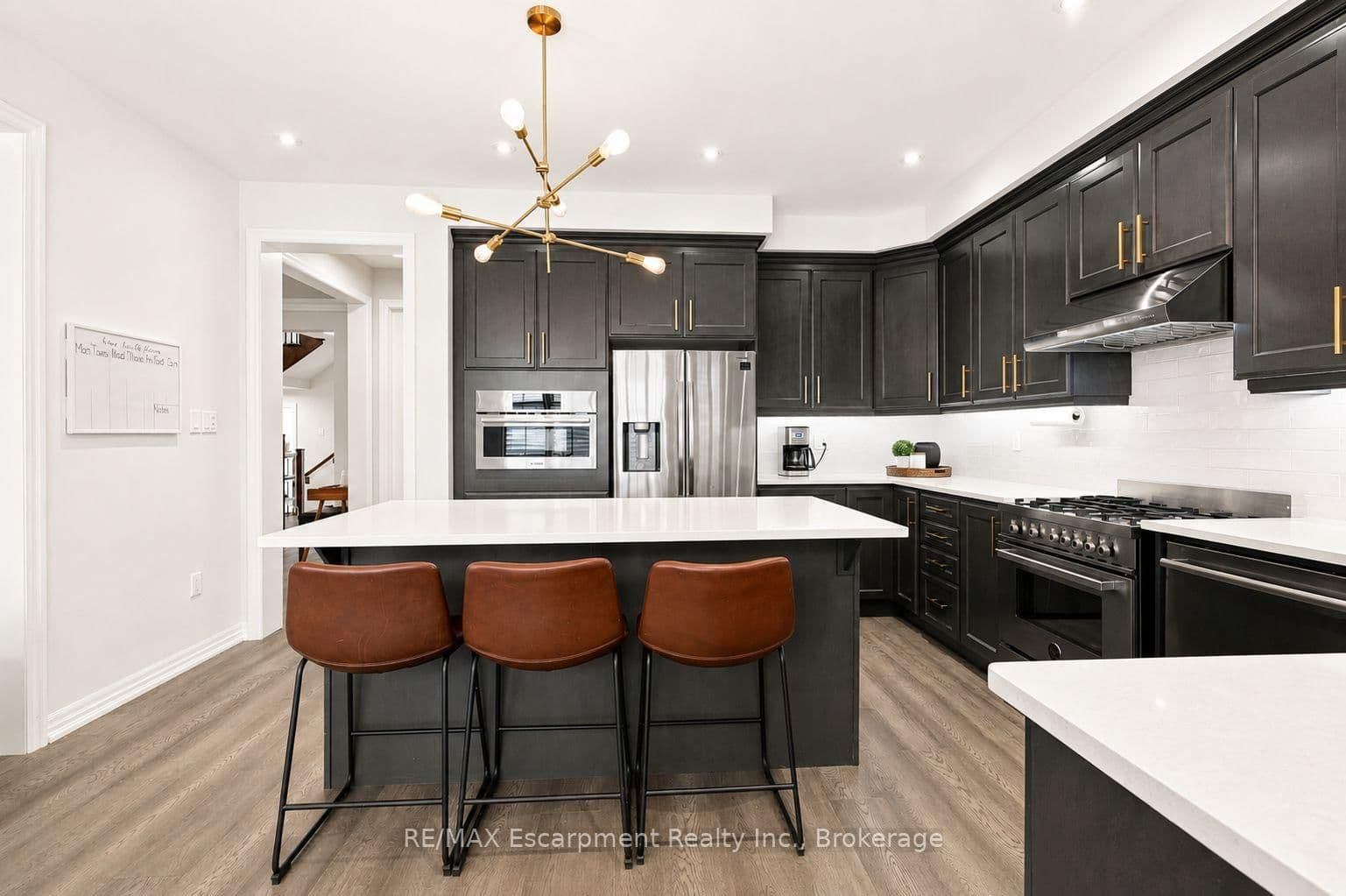 143 Threshing Mill Boulevard thumbnail 16