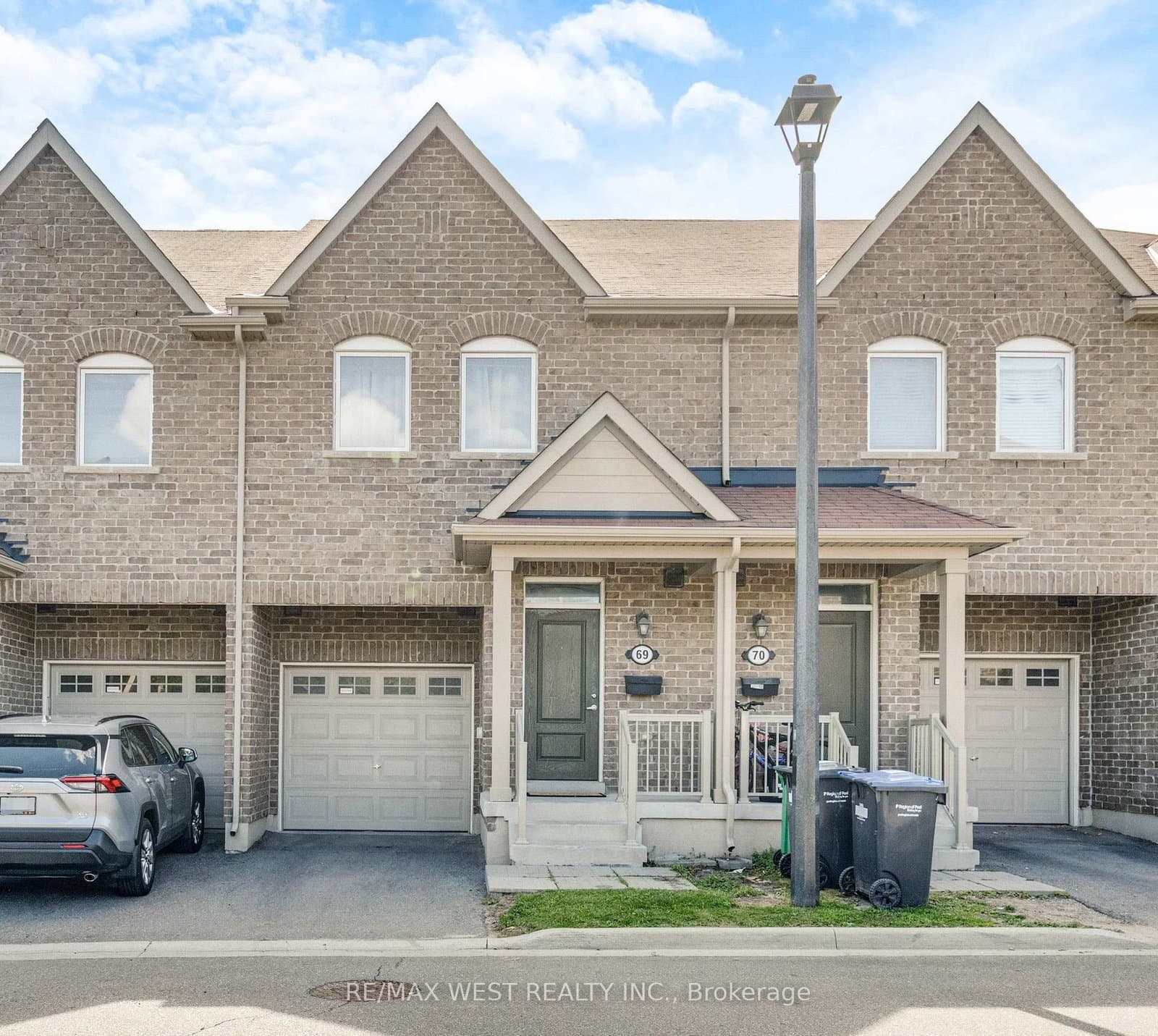 50 Edinburgh Drive, Unit 69