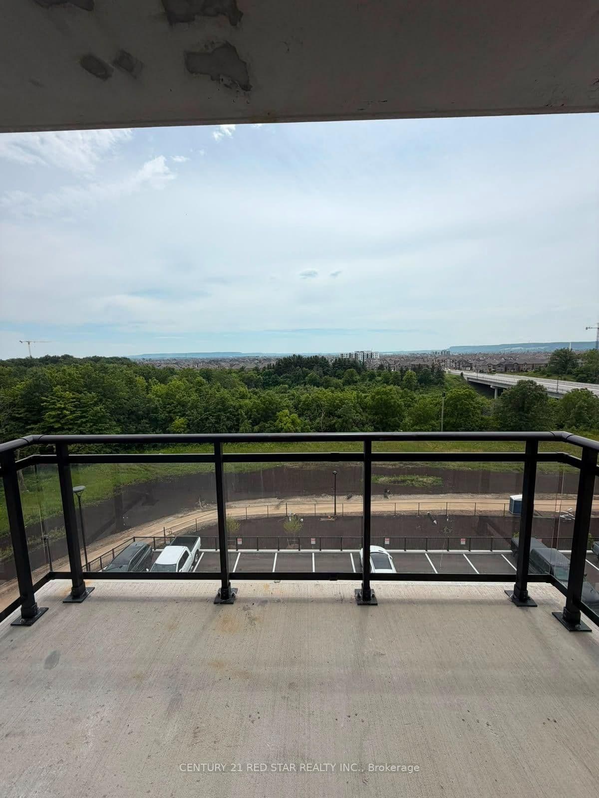 740 Whitlock Avenue, Unit E502 thumbnail 10