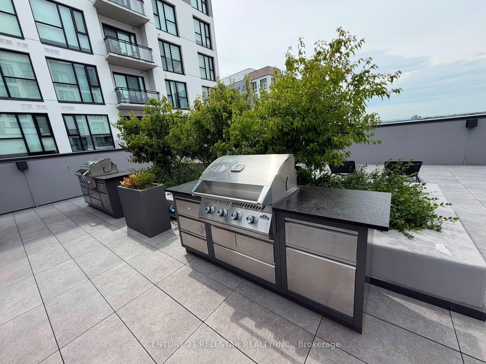 740 Whitlock Avenue, Unit E502 thumbnail 17